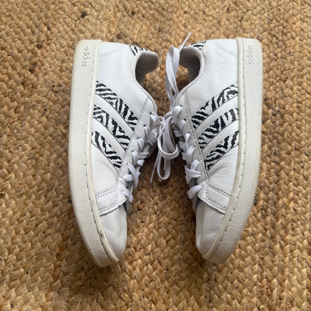 Adidas Grand Court Zebra Print White Leather Sneakers Trainers GZ0150 Womens 9